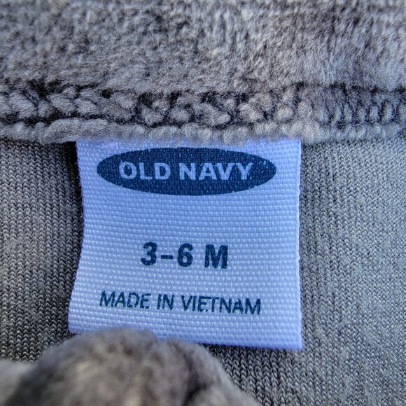 Old Navy Grey Velour Star Print Footie Zip Romper Size 3-6m - Picture 3 of 4